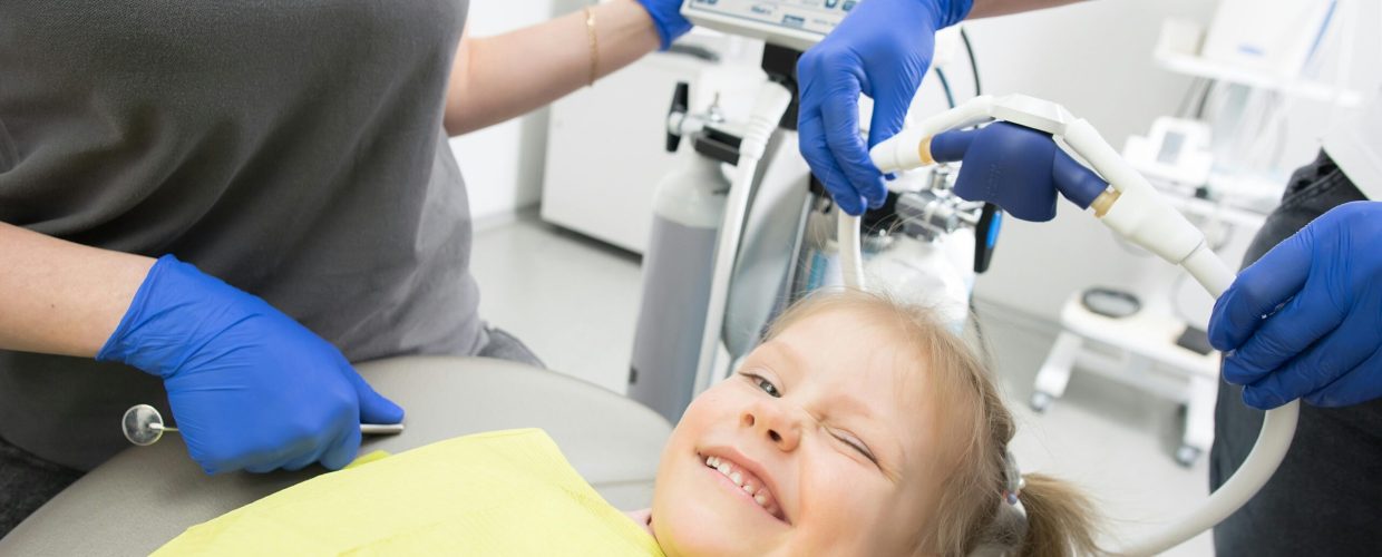 pexels-mm-dental-56682202-8260438